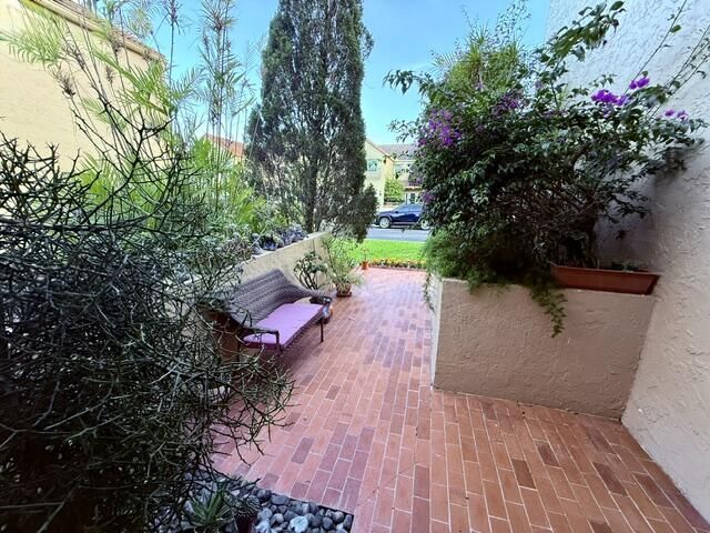 2057 Maplewood Drive, Coral Springs, FL 33071 Photo
