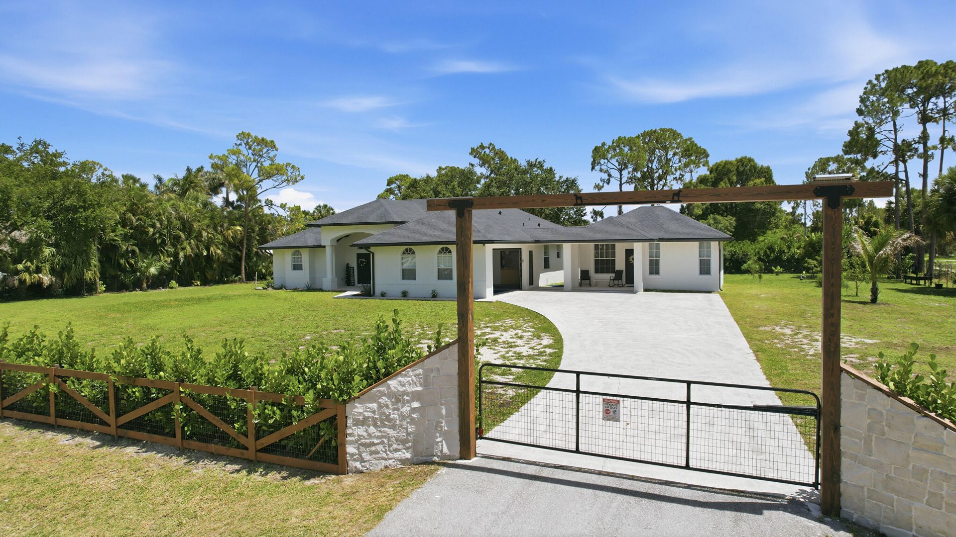 18220 N 90th St Street N, The Acreage, FL 33470 Photo