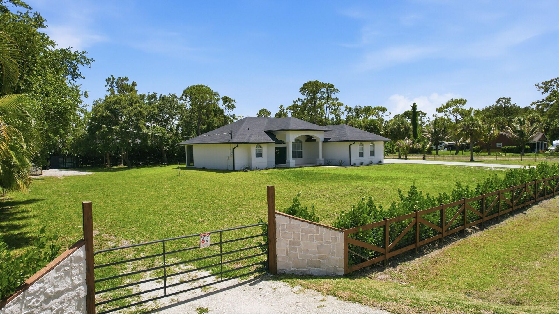 18220 N 90th St Street N, The Acreage, FL 33470 Photo
