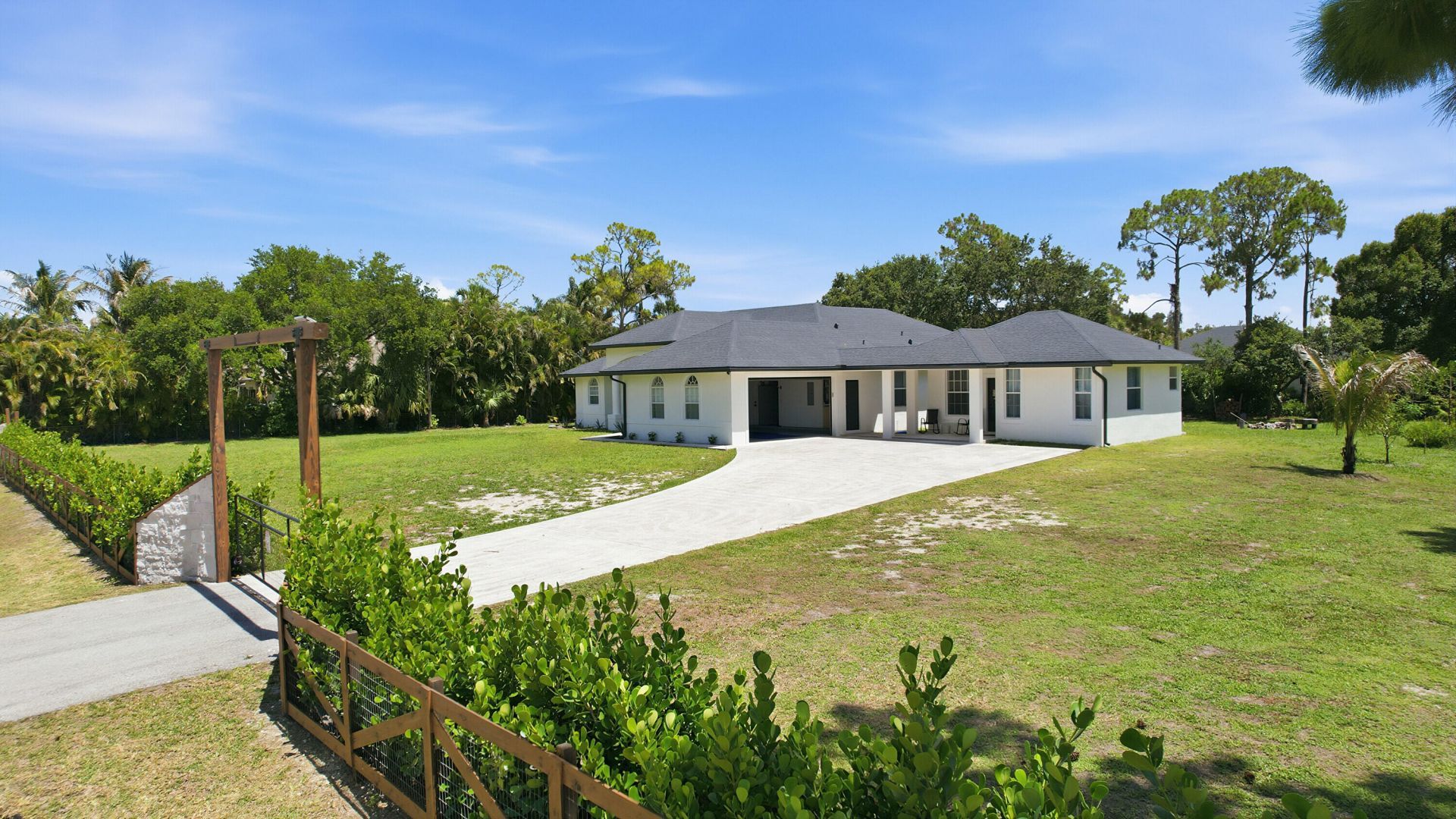 18220 N 90th St Street N, The Acreage, FL 33470 Photo