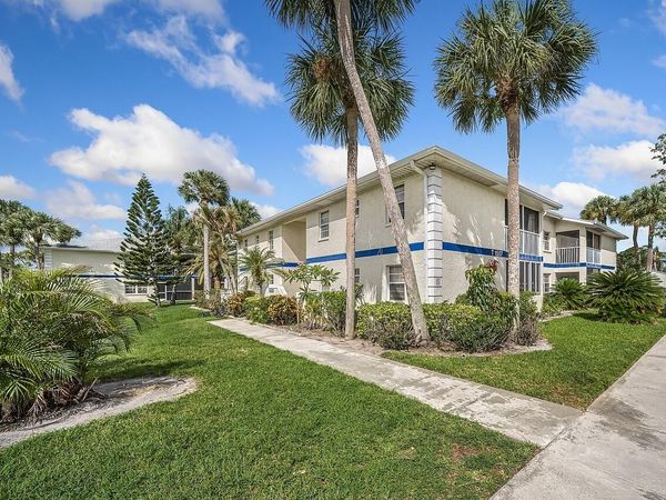 1507 SE Royal Green Circle, Unit 102, Port St. Lucie, FL 34952
