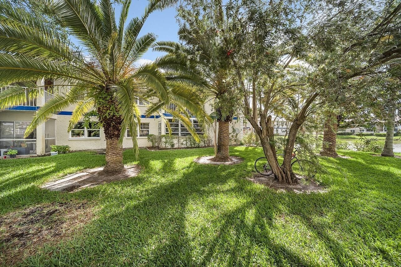 1507 SE Royal Green Circle, Unit 102, Port Saint Lucie, FL 34952 Photo
