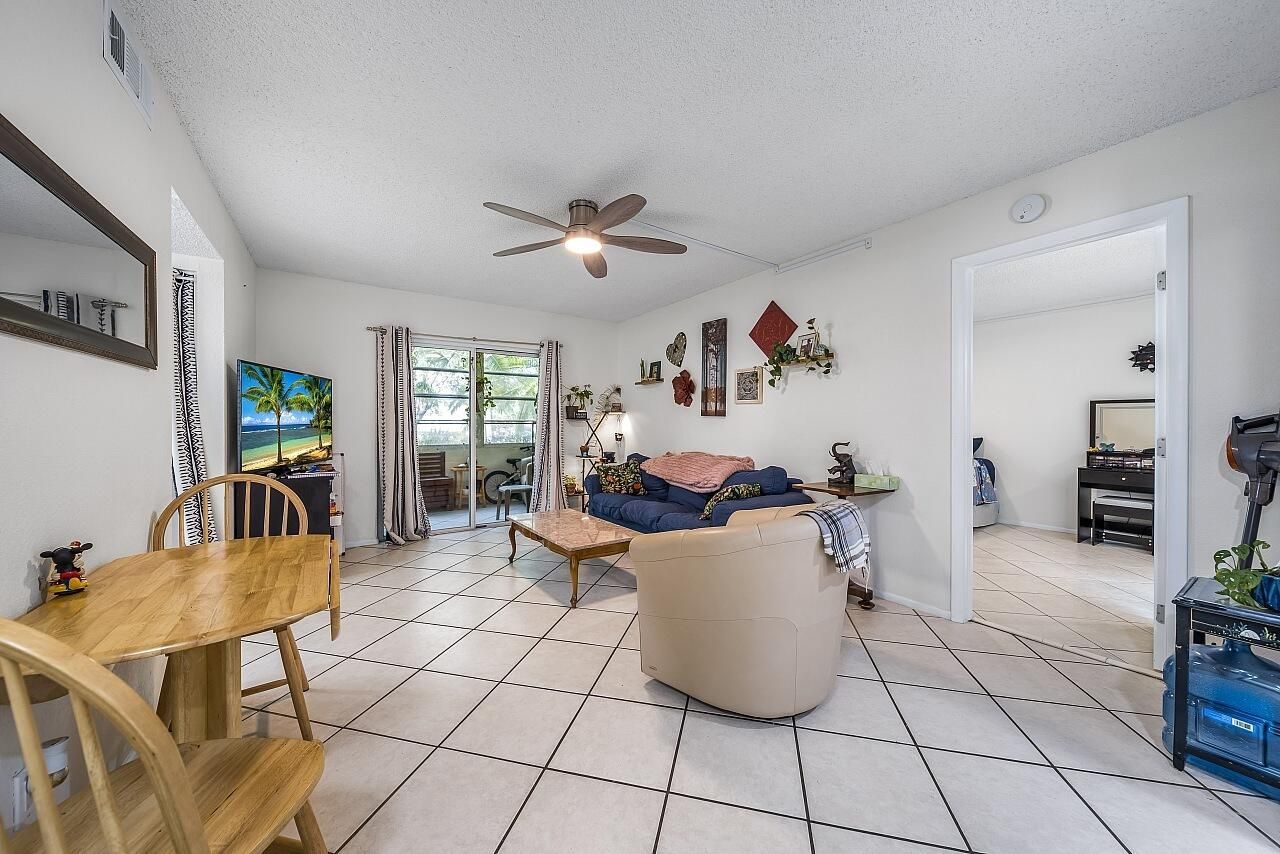1507 SE Royal Green Circle, Unit 102, Port Saint Lucie, FL 34952 Photo