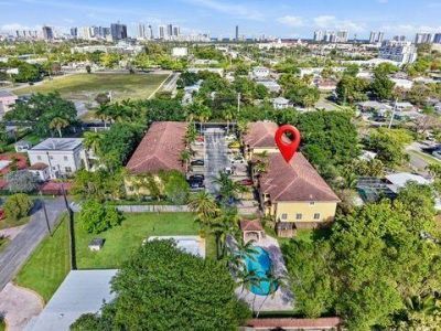 330 SW 2nd Avenue, Unit 14, Hallandale Beach, FL 33009 Photo