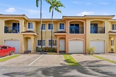 330 SW 2nd Avenue, Unit 14, Hallandale Beach, FL 33009 Photo