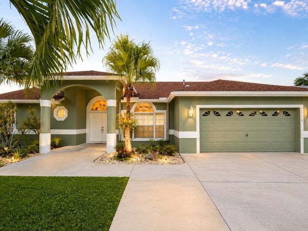 1168 Hatteras Circle, Greenacres, FL 33413