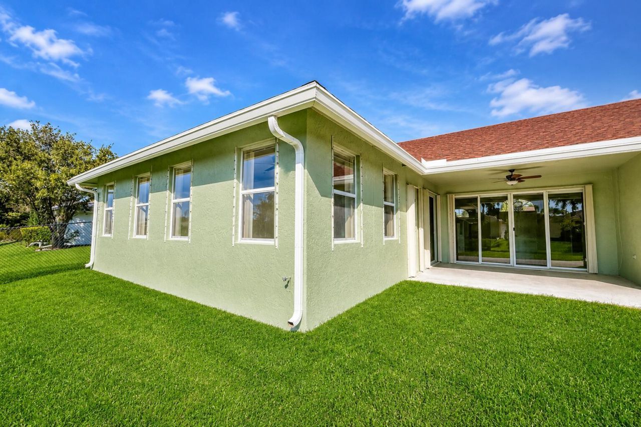 1168 Hatteras Circle, Greenacres, FL 33413 Photo