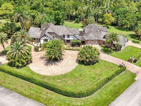14900 Stirrup Lane, Wellington, FL 33414