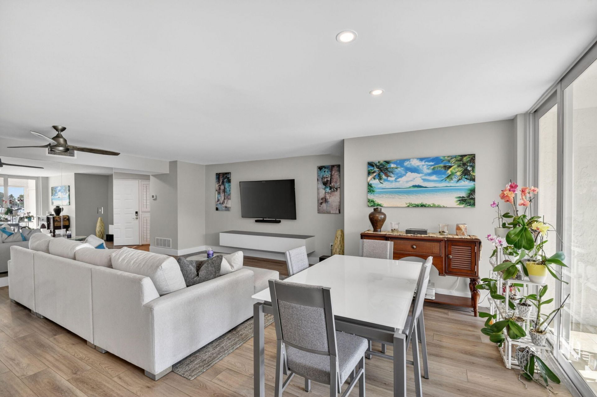 104 Half Moon Circle, Unit D2, Hypoluxo, FL 33462 Photo