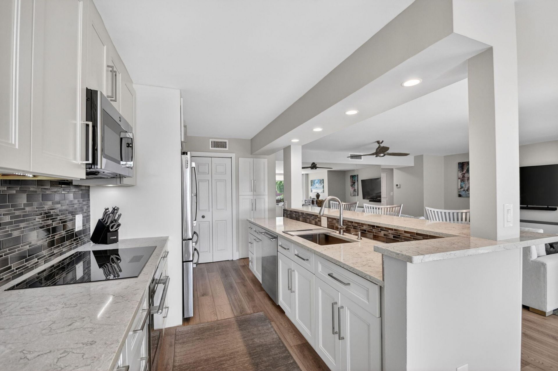 104 Half Moon Circle, Unit D2, Hypoluxo, FL 33462 Photo