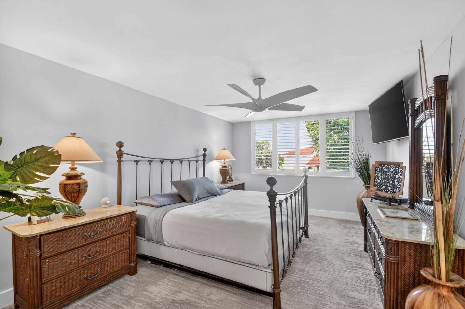 104 Half Moon Circle, Unit D2, Hypoluxo, FL 33462 Photo