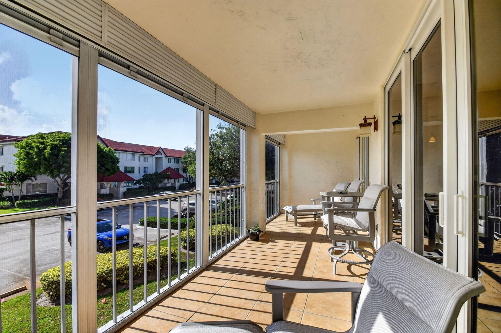 104 Half Moon Circle, Unit D2, Hypoluxo, FL 33462 Photo