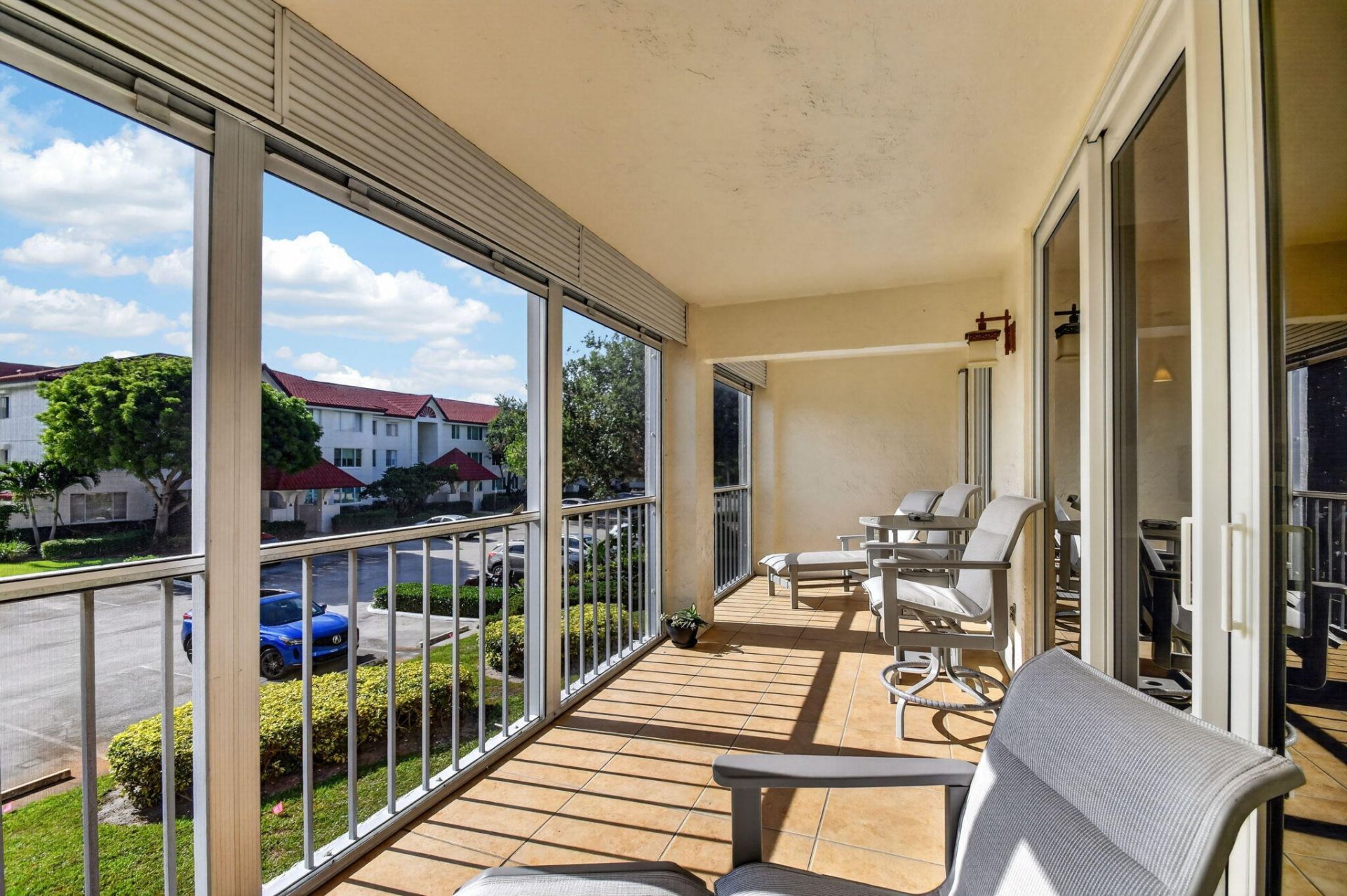 104 Half Moon Circle, Unit D2, Hypoluxo, FL 33462 Photo