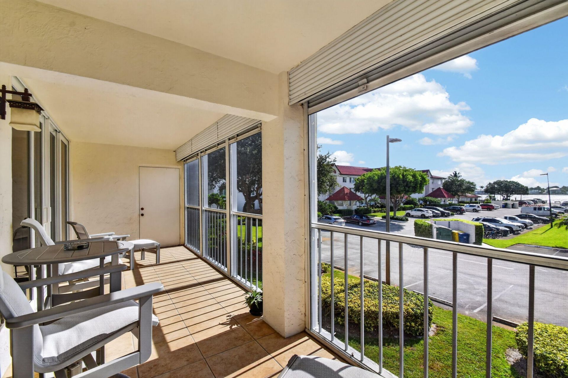 104 Half Moon Circle, Unit D2, Hypoluxo, FL 33462 Photo