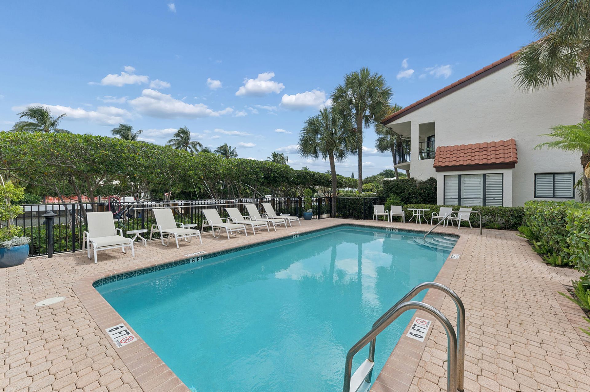 800 Andrews Avenue, Unit 4, Delray Beach, FL 33483 Photo