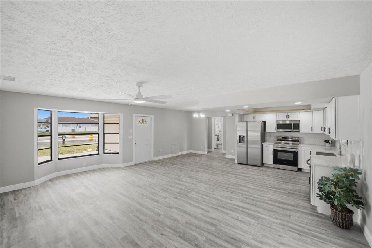 765 SE Floresta Drive, Port Saint Lucie, FL 34983 Photo