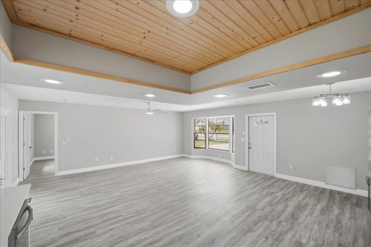765 SE Floresta Drive, Port Saint Lucie, FL 34983 Photo