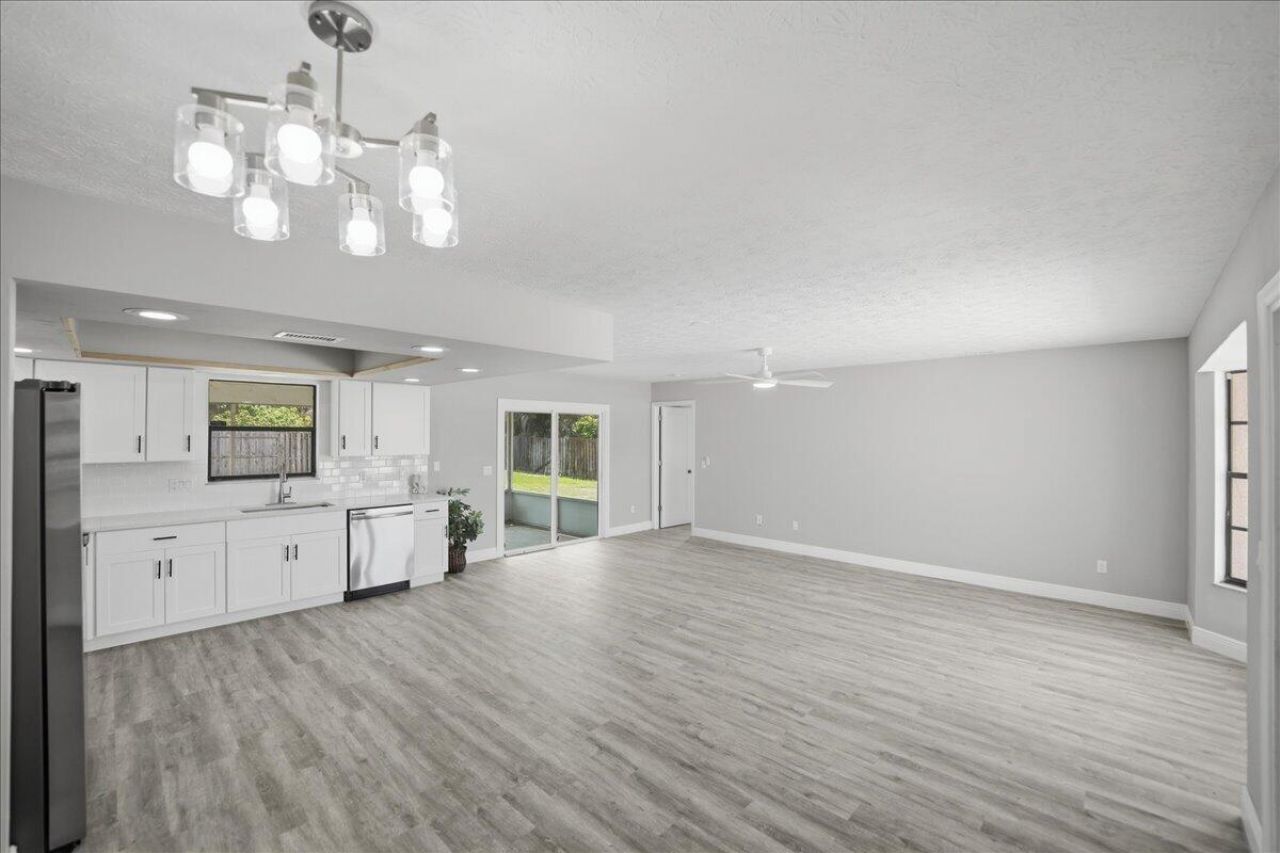 765 SE Floresta Drive, Port Saint Lucie, FL 34983 Photo
