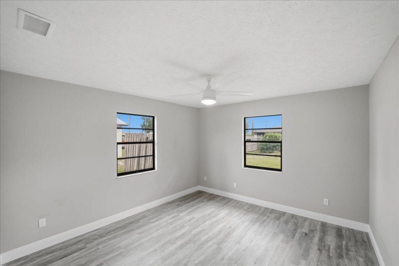 765 SE Floresta Drive, Port Saint Lucie, FL 34983 Photo