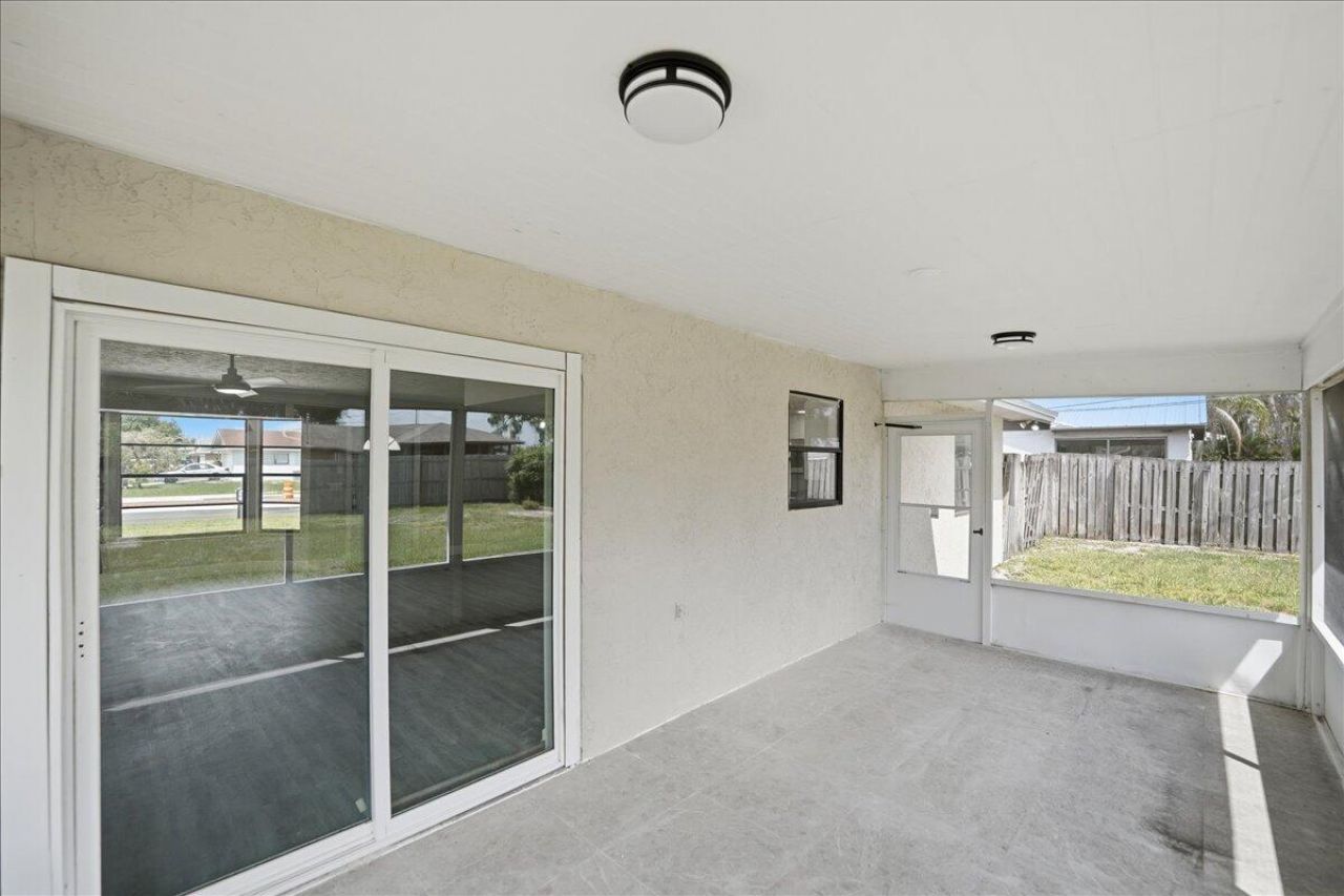 765 SE Floresta Drive, Port Saint Lucie, FL 34983 Photo