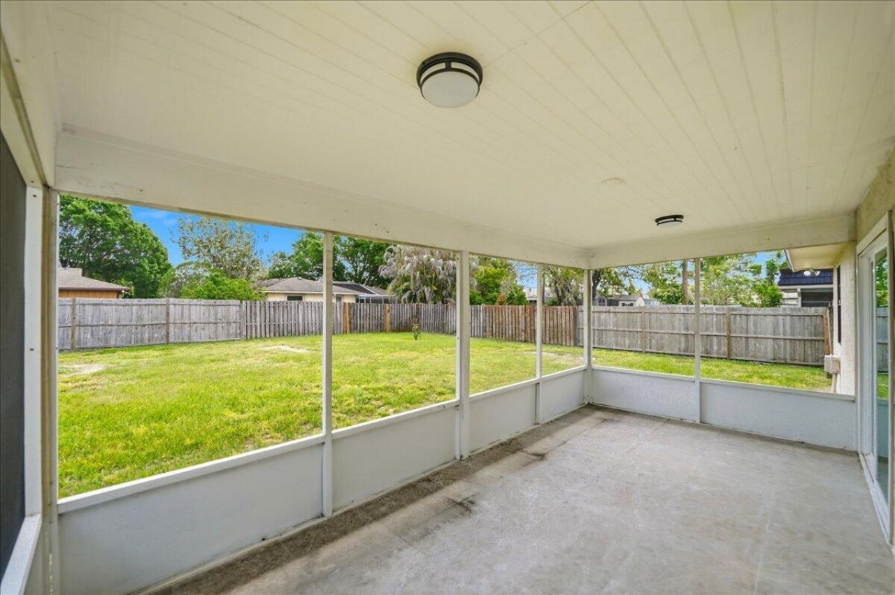 765 SE Floresta Drive, Port Saint Lucie, FL 34983 Photo