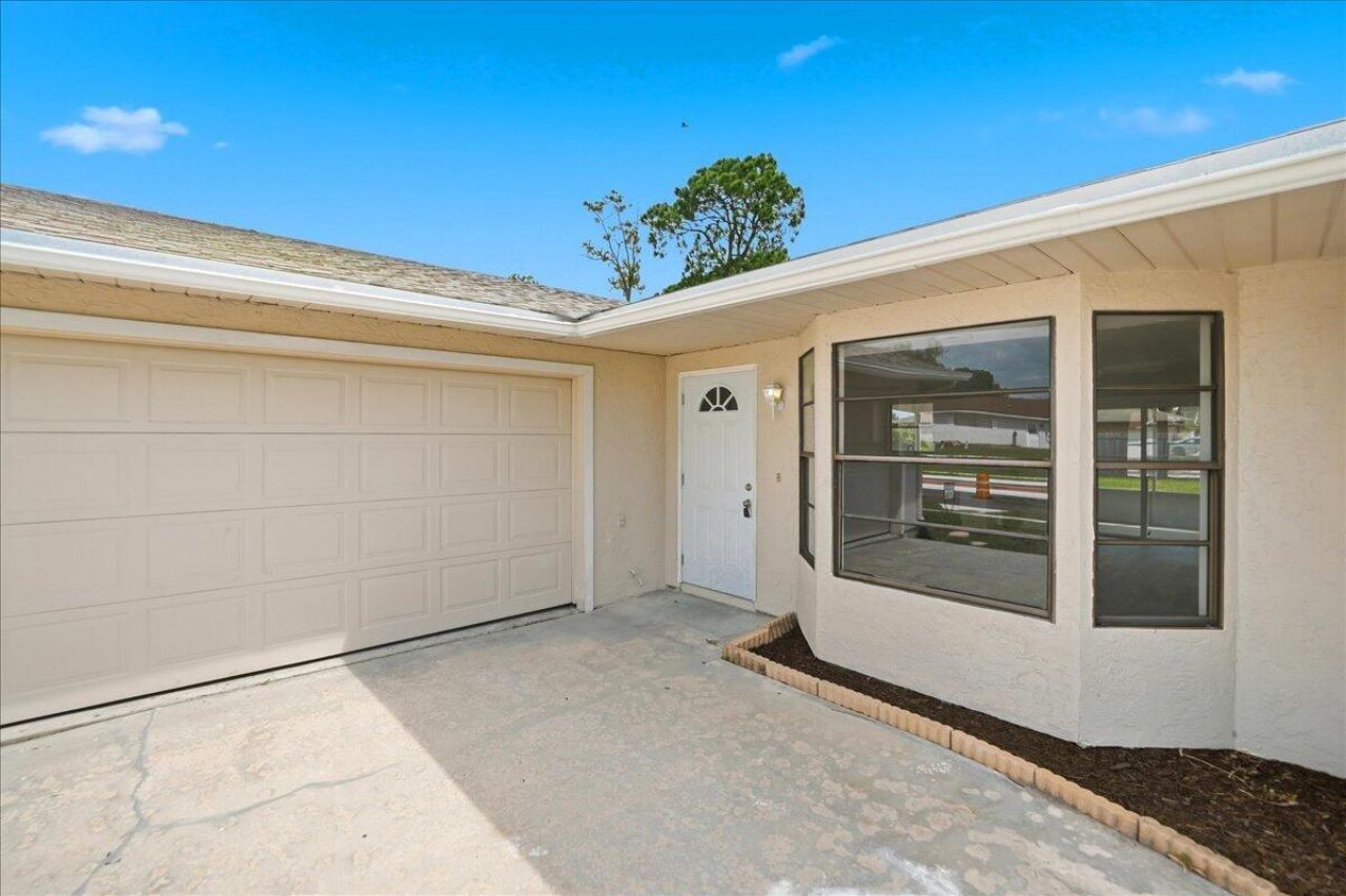 765 SE Floresta Drive, Port Saint Lucie, FL 34983 Photo