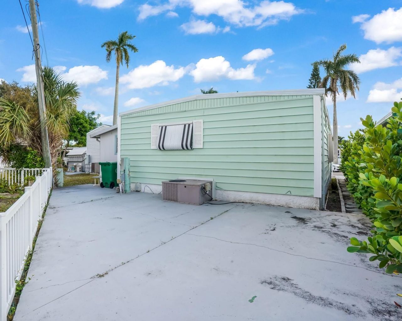 8517 SW 16th Place, Davie, FL 33324 Photo