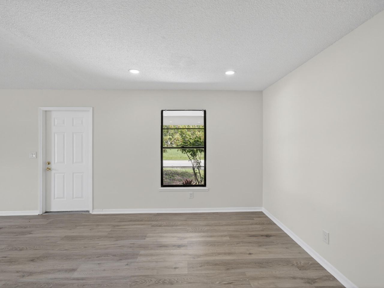 2575 1st Place, Vero Beach, FL 32962 Photo