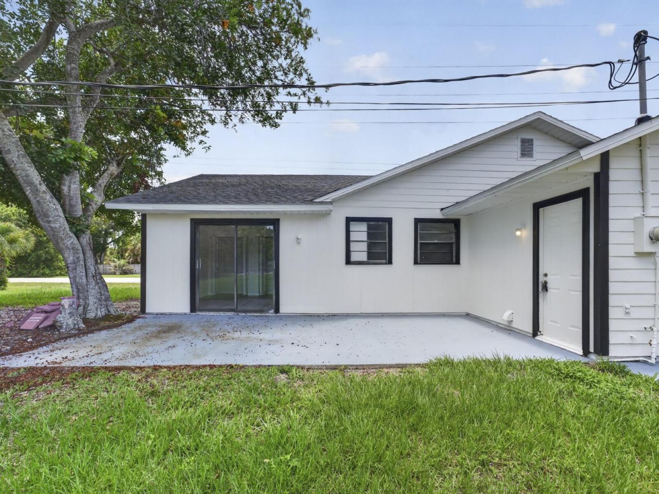 2575 1st Place, Vero Beach, FL 32962 Photo