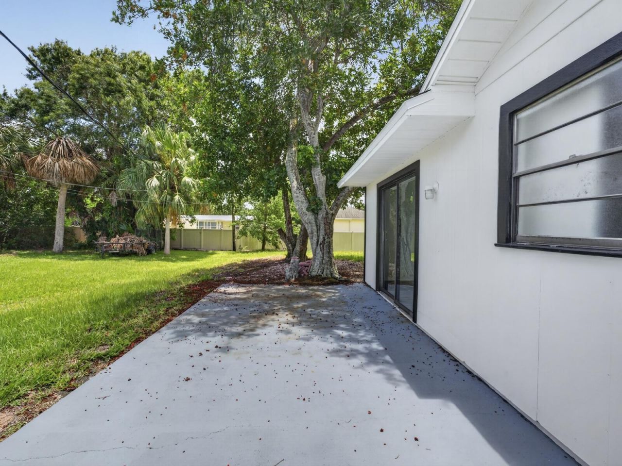 2575 1st Place, Vero Beach, FL 32962 Photo