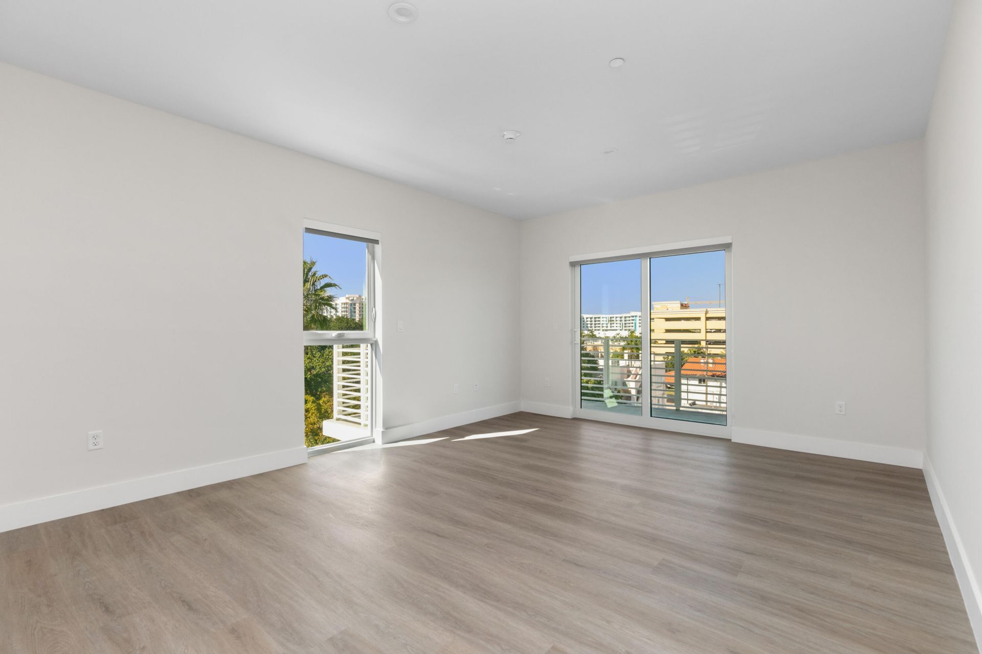 1938 Jackson Street, Unit 402, Hollywood, FL 33020 Photo