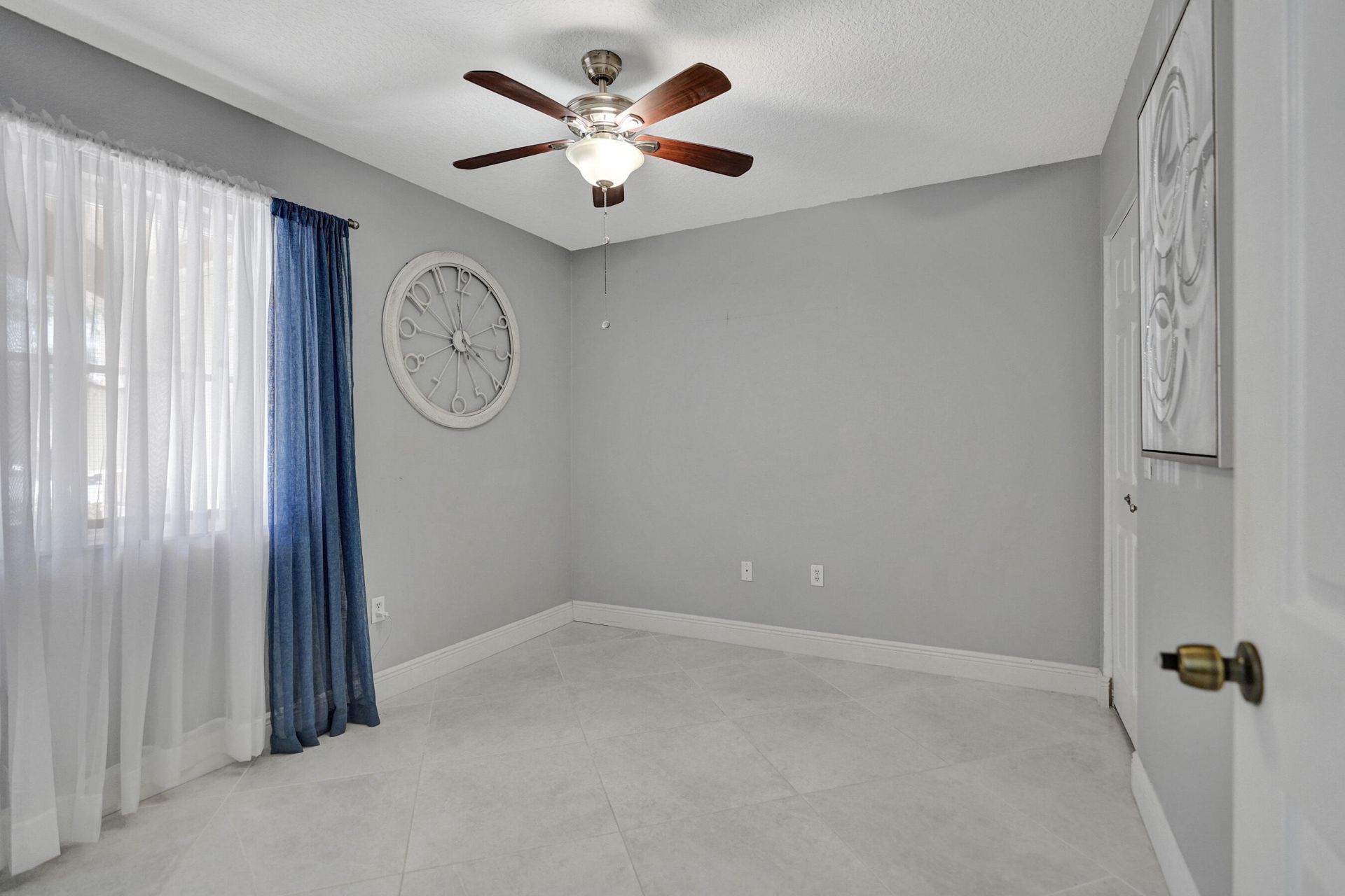 3730 N Jog Road, Unit 105, West Palm Beach, FL 33411 Photo