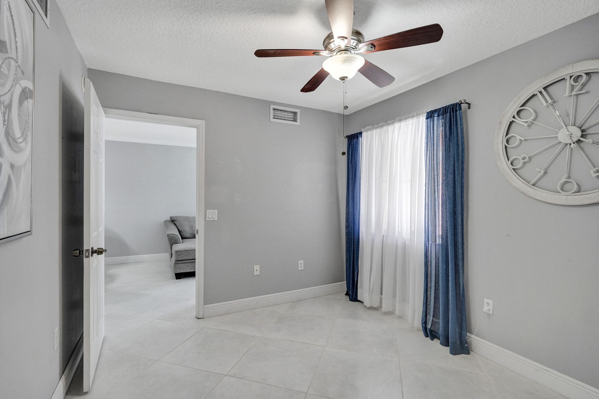 3730 N Jog Road, Unit 105, West Palm Beach, FL 33411 Photo