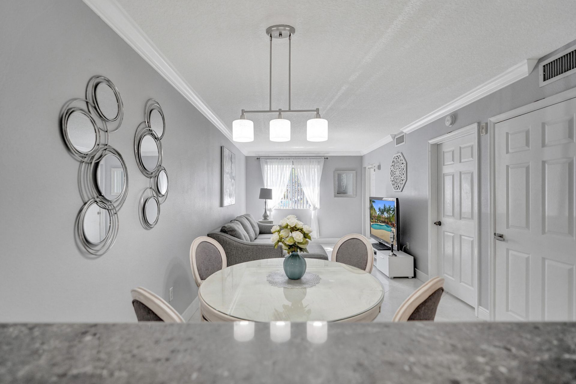 3730 N Jog Road, Unit 105, West Palm Beach, FL 33411 Photo