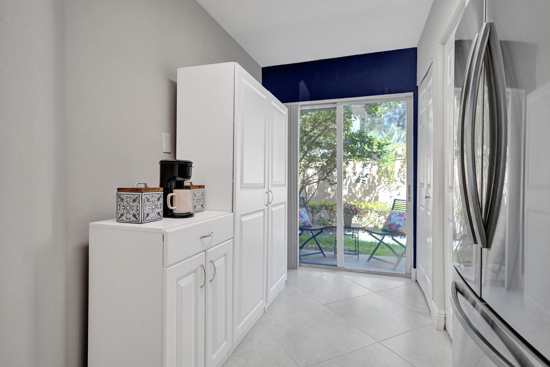 3730 N Jog Road, Unit 105, West Palm Beach, FL 33411 Photo