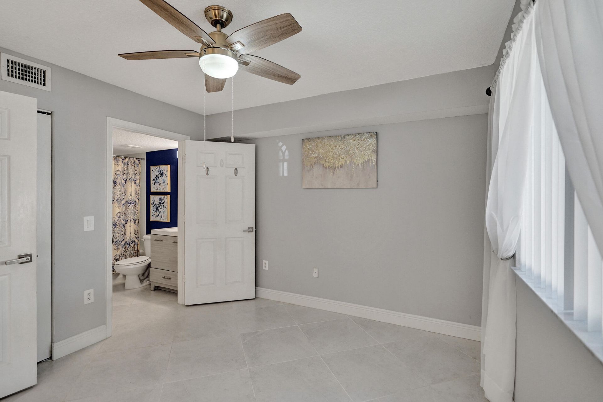 3730 N Jog Road, Unit 105, West Palm Beach, FL 33411 Photo