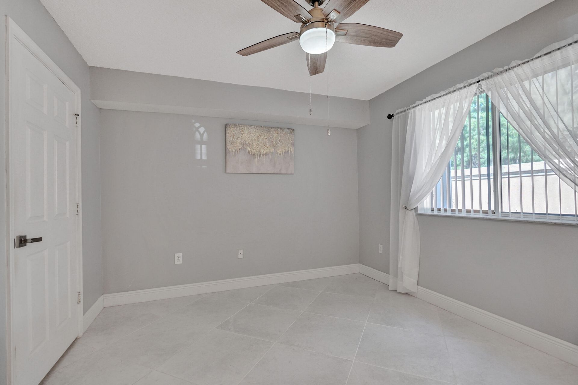 3730 N Jog Road, Unit 105, West Palm Beach, FL 33411 Photo
