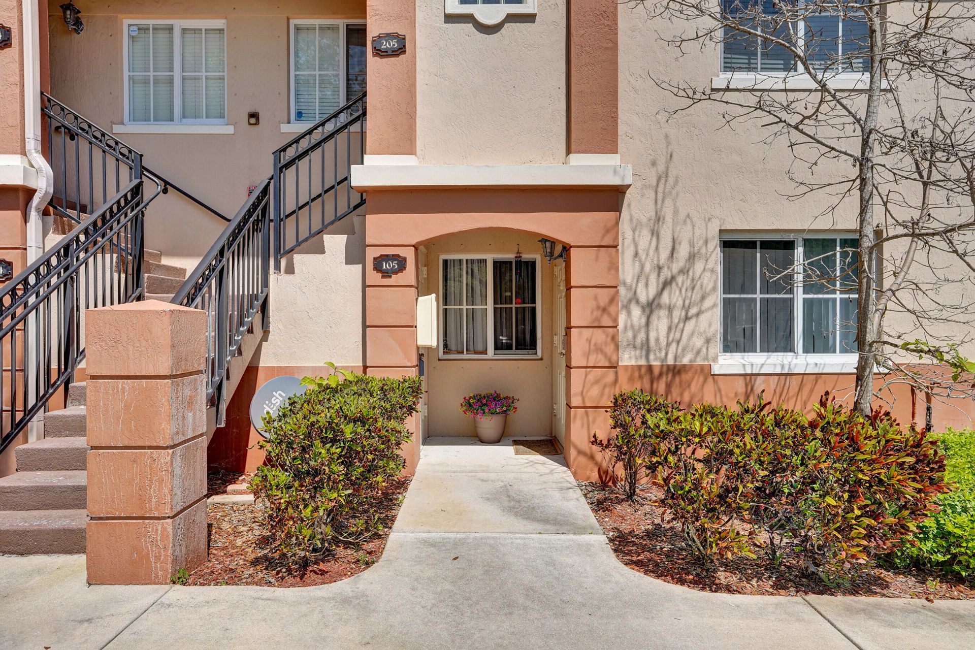 3730 N Jog Road, Unit 105, West Palm Beach, FL 33411 Photo