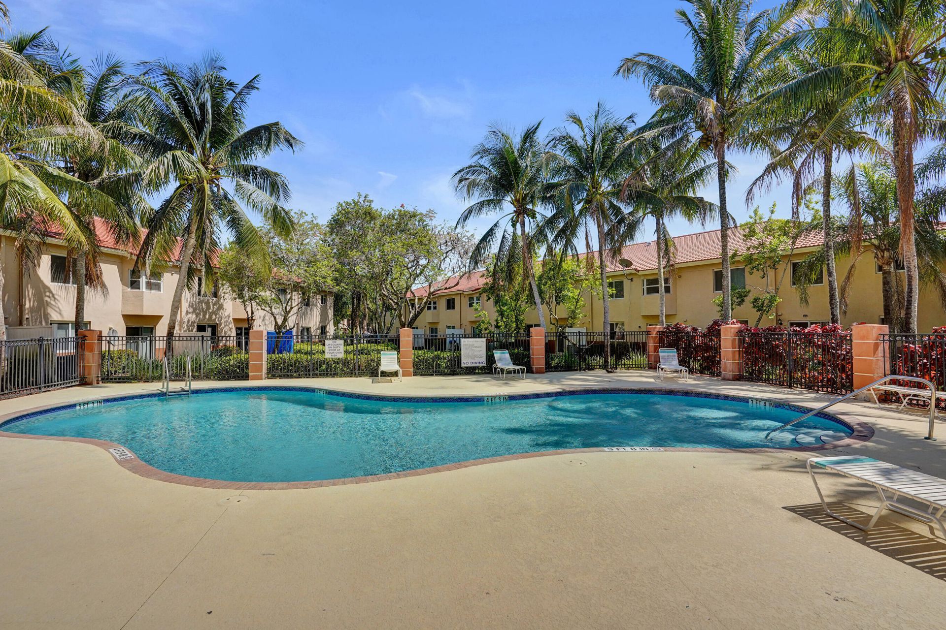 3730 N Jog Road, Unit 105, West Palm Beach, FL 33411 Photo