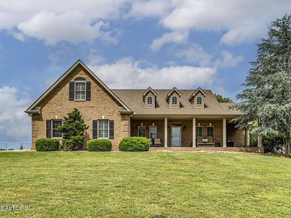 7221 Regency Rd, Knoxville, TN 37931