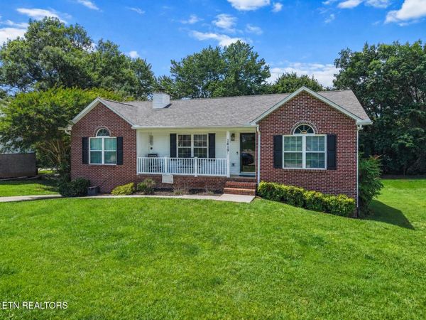 1619 Northfield Drive, Maryville, TN 37804