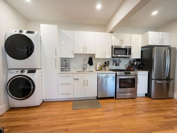 289 Walnut Stoughton, Unit 1, Stoughton, MA 02072