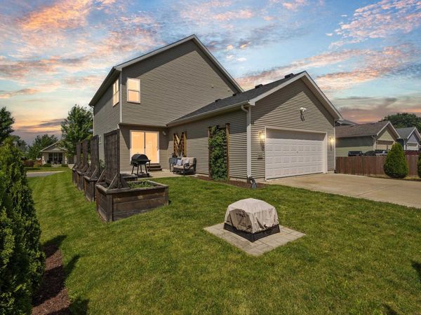 6111 Windmill Way, McFarland, WI 53558