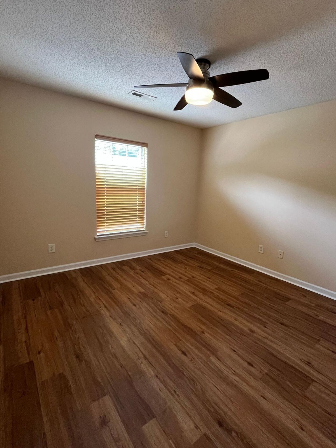 285 Brookshire Road Photo 12