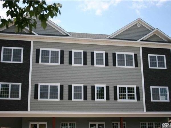 41 Green Street , Unit 2C, Huntington, NY 11743