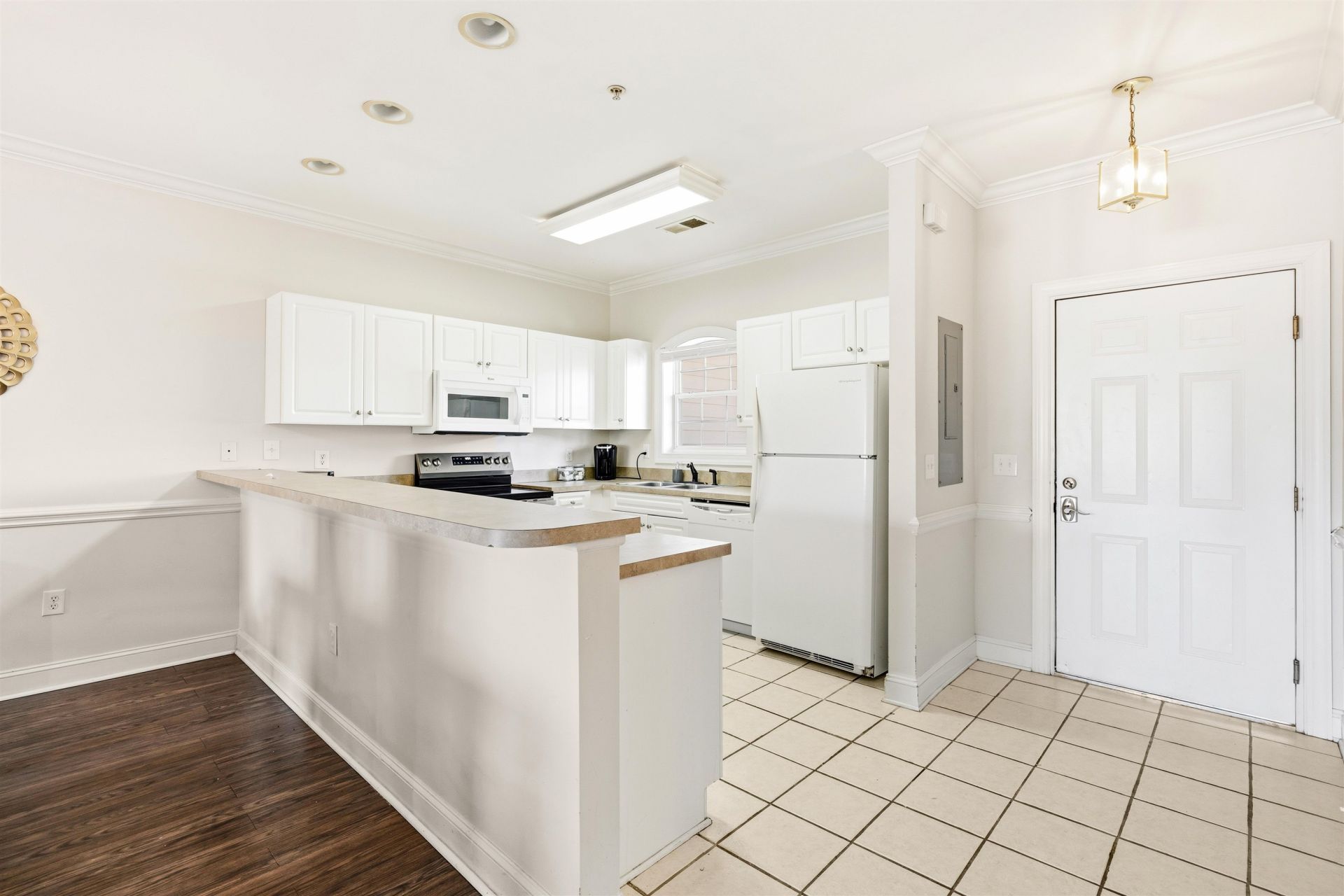 4878 Dahlia Ct.  Photo 7