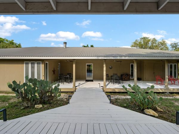 212 County Road 229 RD, Briggs, TX 78608
