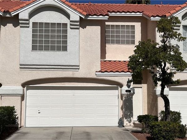 5268 Island Chain Road, Las Vegas, NV 89118