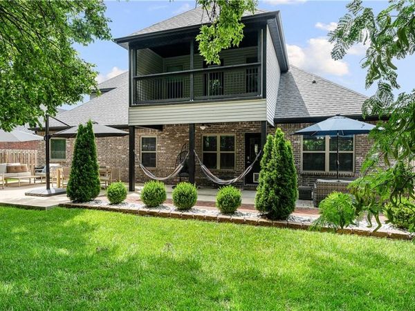 4304 SW Plumley Avenue, Bentonville, AR 72713