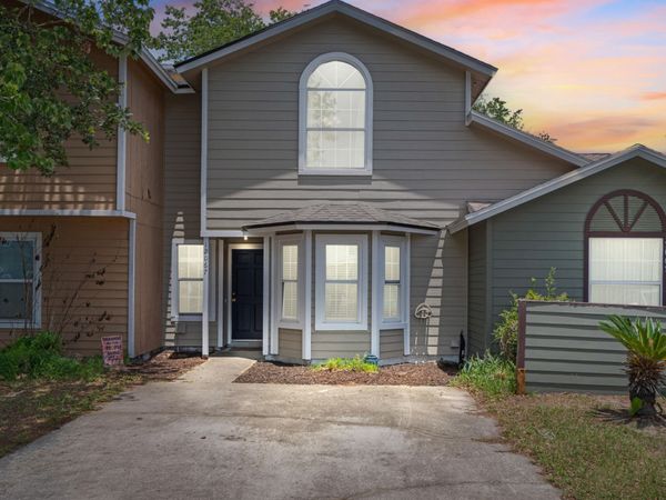 12067 COBBLEWOOD Lane N, Jacksonville, FL 32225
